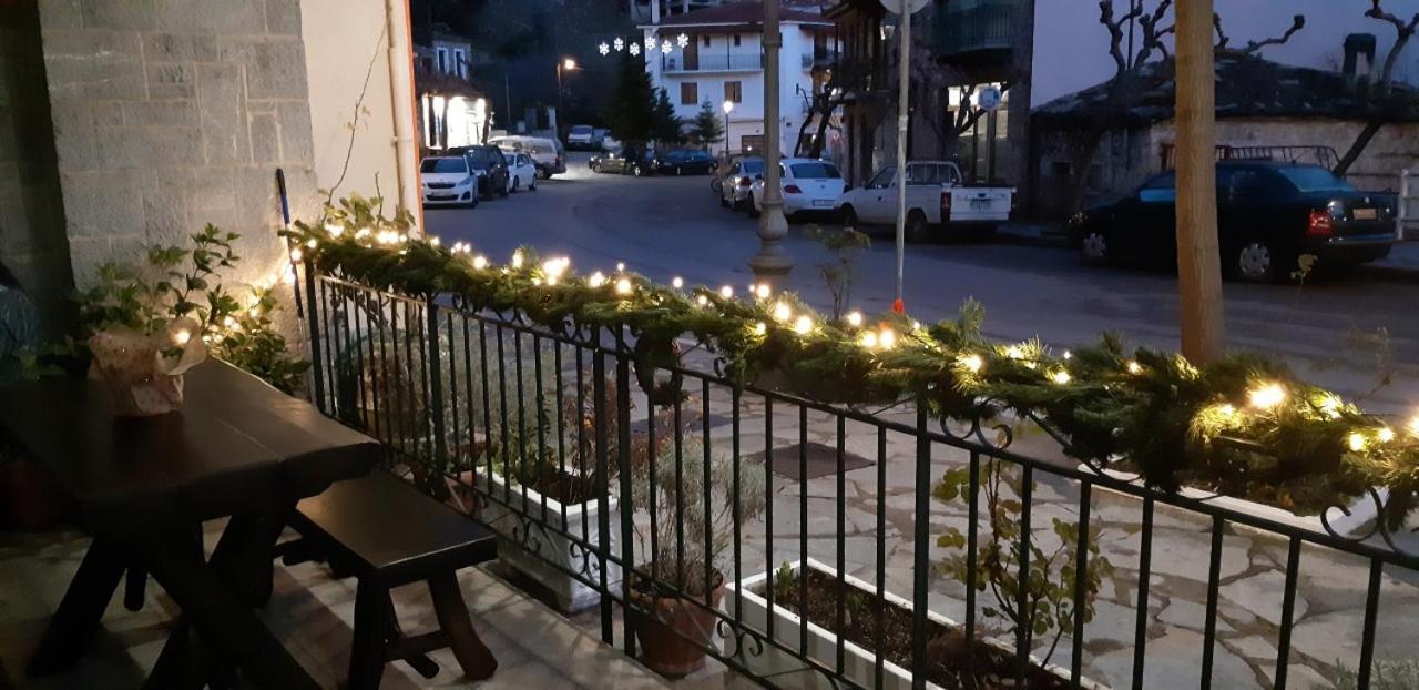 Iris Otel Arachova Dış mekan fotoğraf